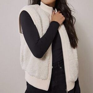 MINT VELVET knit vest